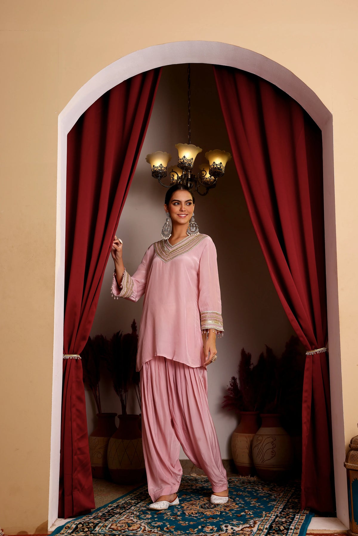 MUSKAN SET