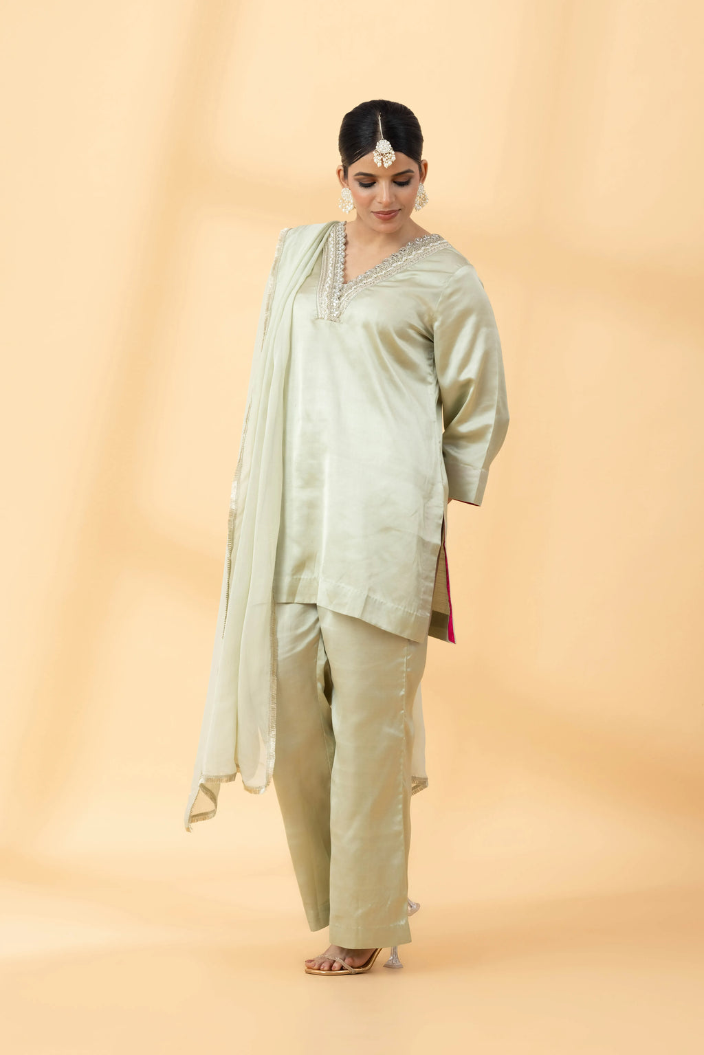 SAHAR SET